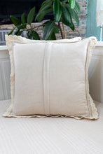 Görseli Galeri görüntüleyiciye yükleyin, Koton,Dantelli  Kırlent Kılıfı