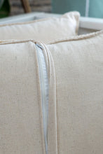 Görseli Galeri görüntüleyiciye yükleyin, Koton,Dantelli  Kırlent Kılıfı