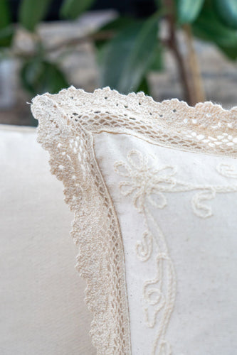 Koton,Dantelli Gri Detaylı Kırlent Kılıfı