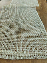 Görseli Galeri görüntüleyiciye yükleyin, DANTELLİ RUNNER MASA ÖRTÜSÜ