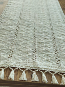 DANTELLİ RUNNER MASA ÖRTÜSÜ