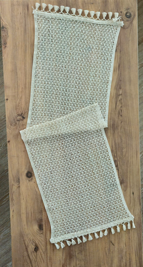 DANTELLİ RUNNER MASA ÖRTÜSÜ