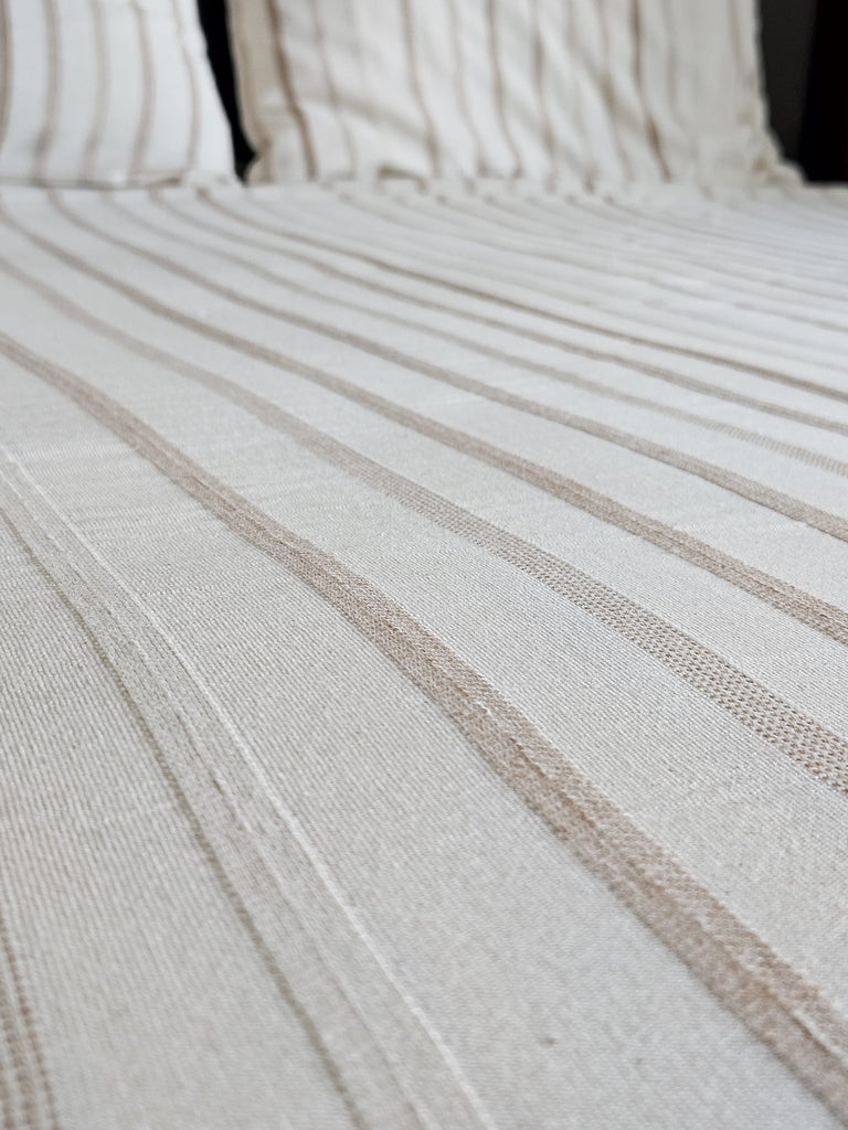 NATURAL LİFE CONCEPT ÇİZGİLİ KETEN NEVRESİM TAKIMI