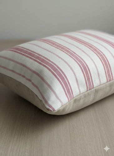 Kırmızı Çizgili Keten Yastık Kılıfı